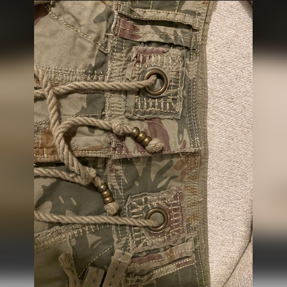 Next Boho style military floral print mini shirt - Picture 3 of 7